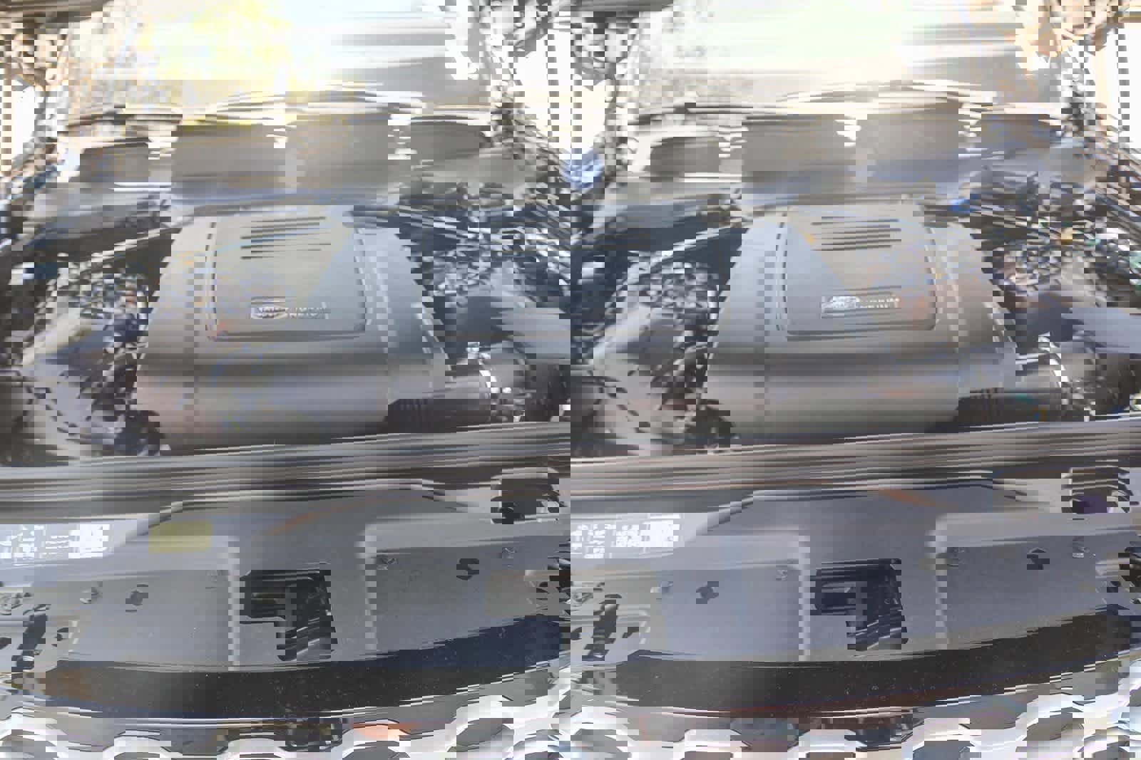 New 2025 Land Rover Discovery S image 27