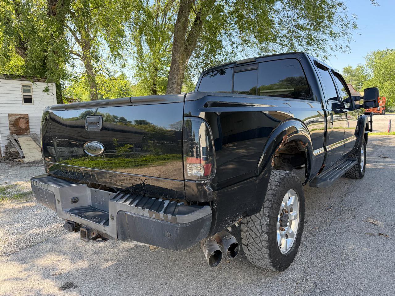 Used 2012 Ford F350 Lariat w/ FX4 4X4 Off-Road Pkg image 4