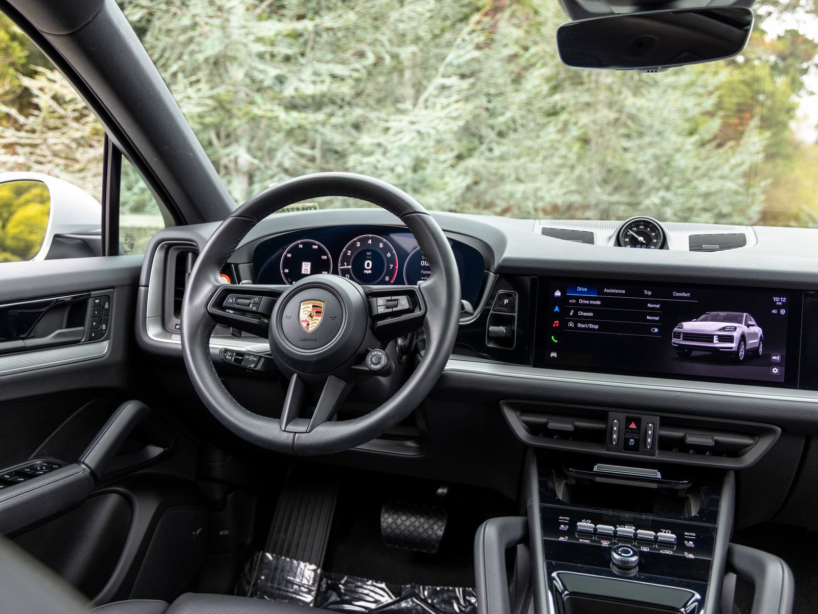 Certified 2026 Porsche Cayenne Coupe AWD/4WD image 41
