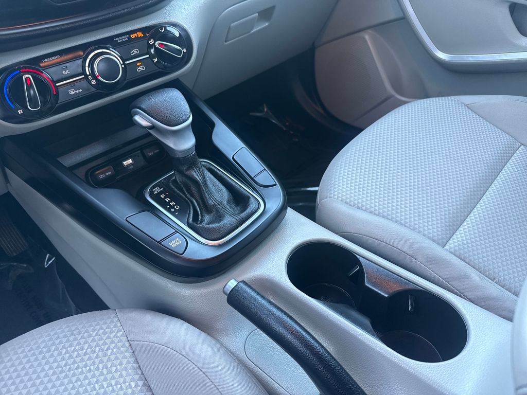 Used 2023 Kia Soul LX image 23