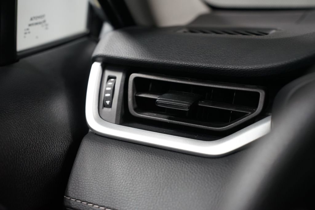 Certified 2025 Toyota RAV4 LE image 24