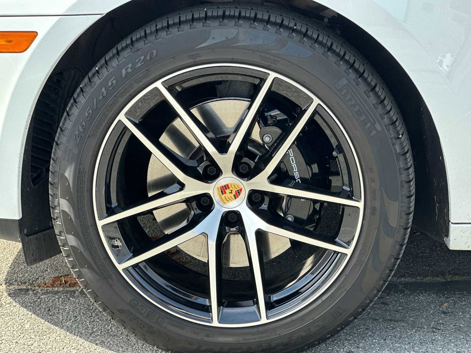 Certified 2025 Porsche Macan S image 27