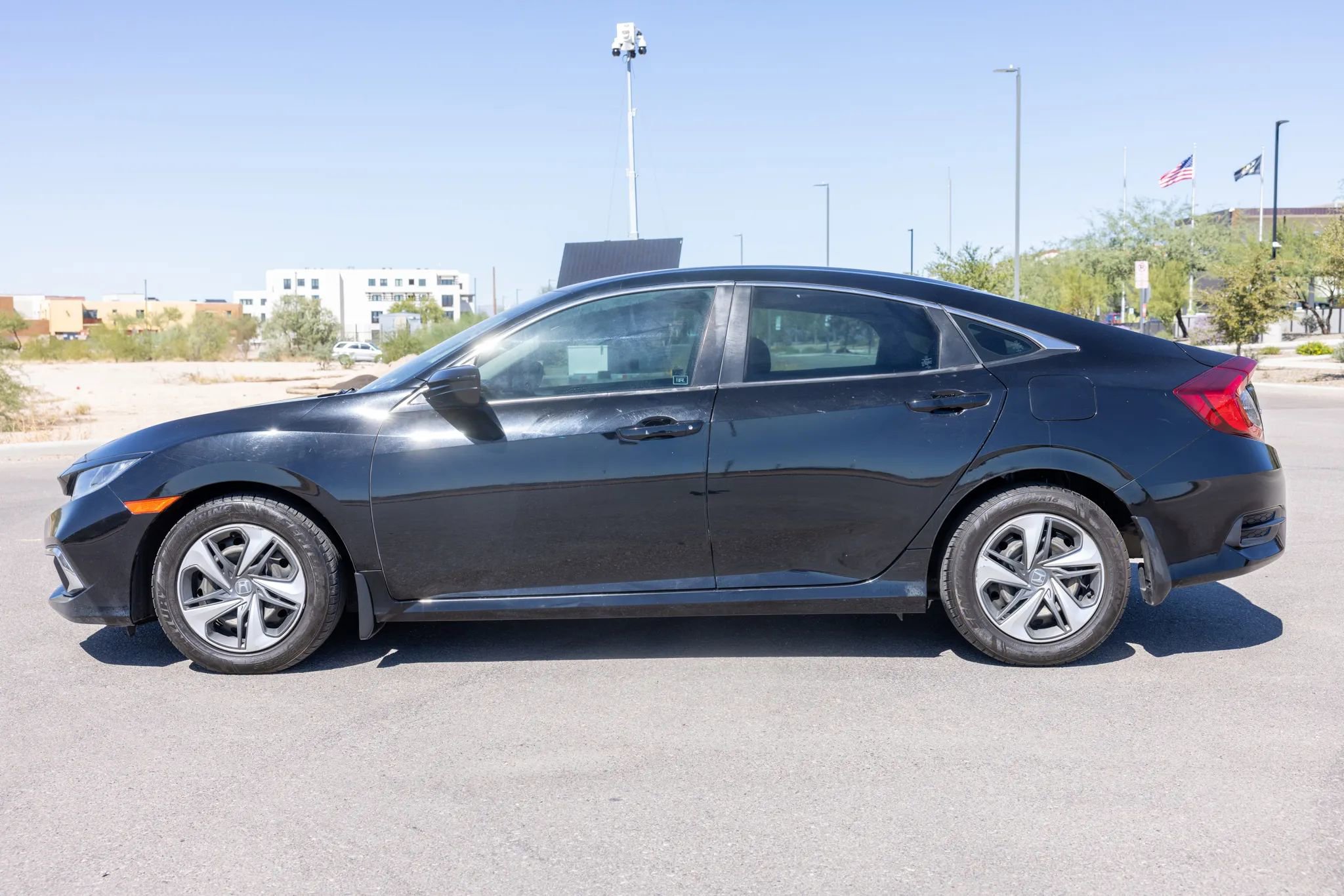 Used 2019 Honda Civic LX image 2