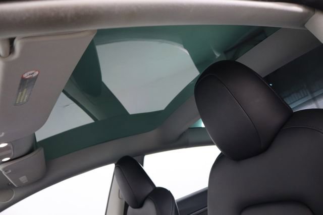 Used 2023 Tesla Model 3 Performance image 22