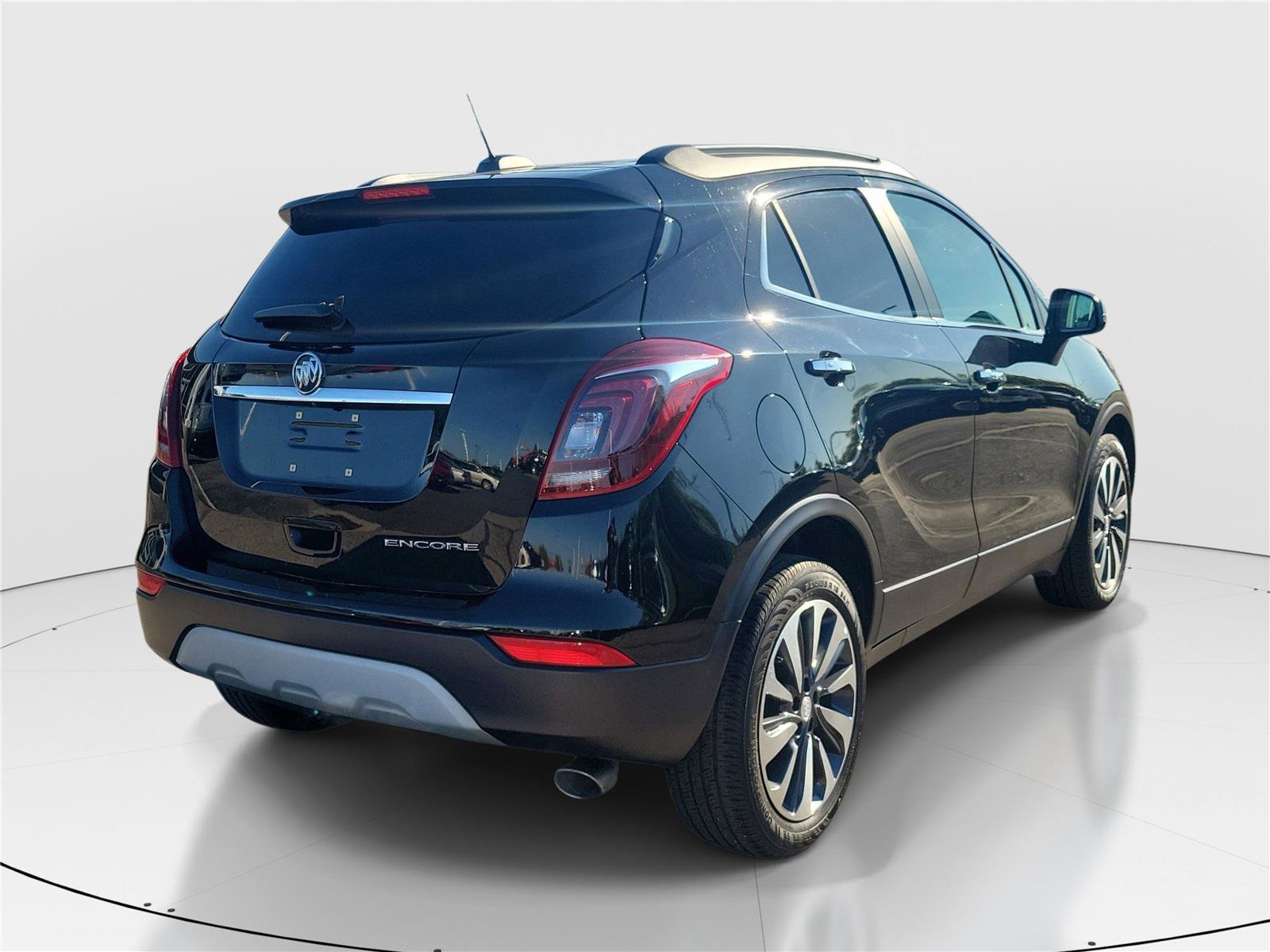 Used 2019 Buick Encore Essence image 4