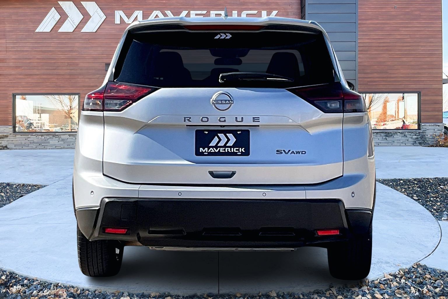 Used 2024 Nissan Rogue SV image 6