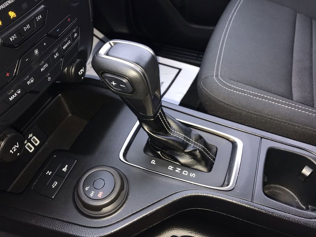 Used 2022 Ford Ranger XLT w/ Equipment Group 301A Mid AWD/4WD image 19