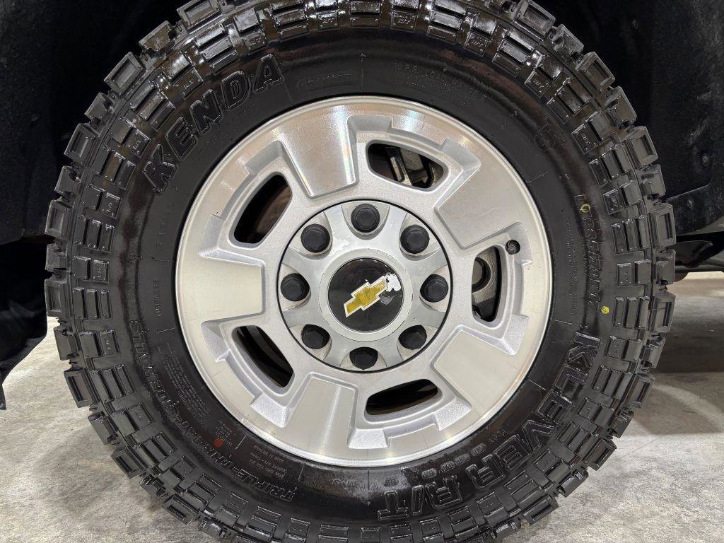Used 2019 Chevrolet Silverado 2500 LT image 25