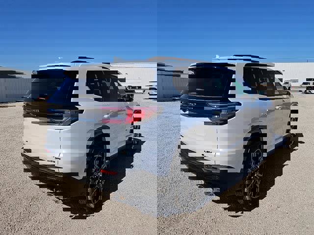 New 2026 GMC Acadia Elevation image 5