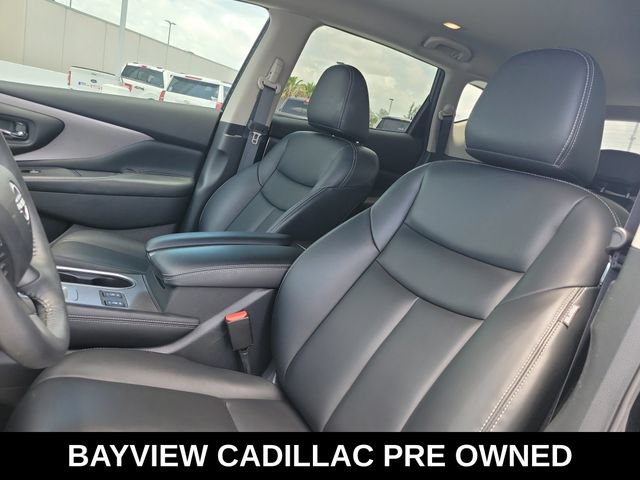 Used 2023 Nissan Murano SV w/ SV Midnight Edition Package FWD image 17