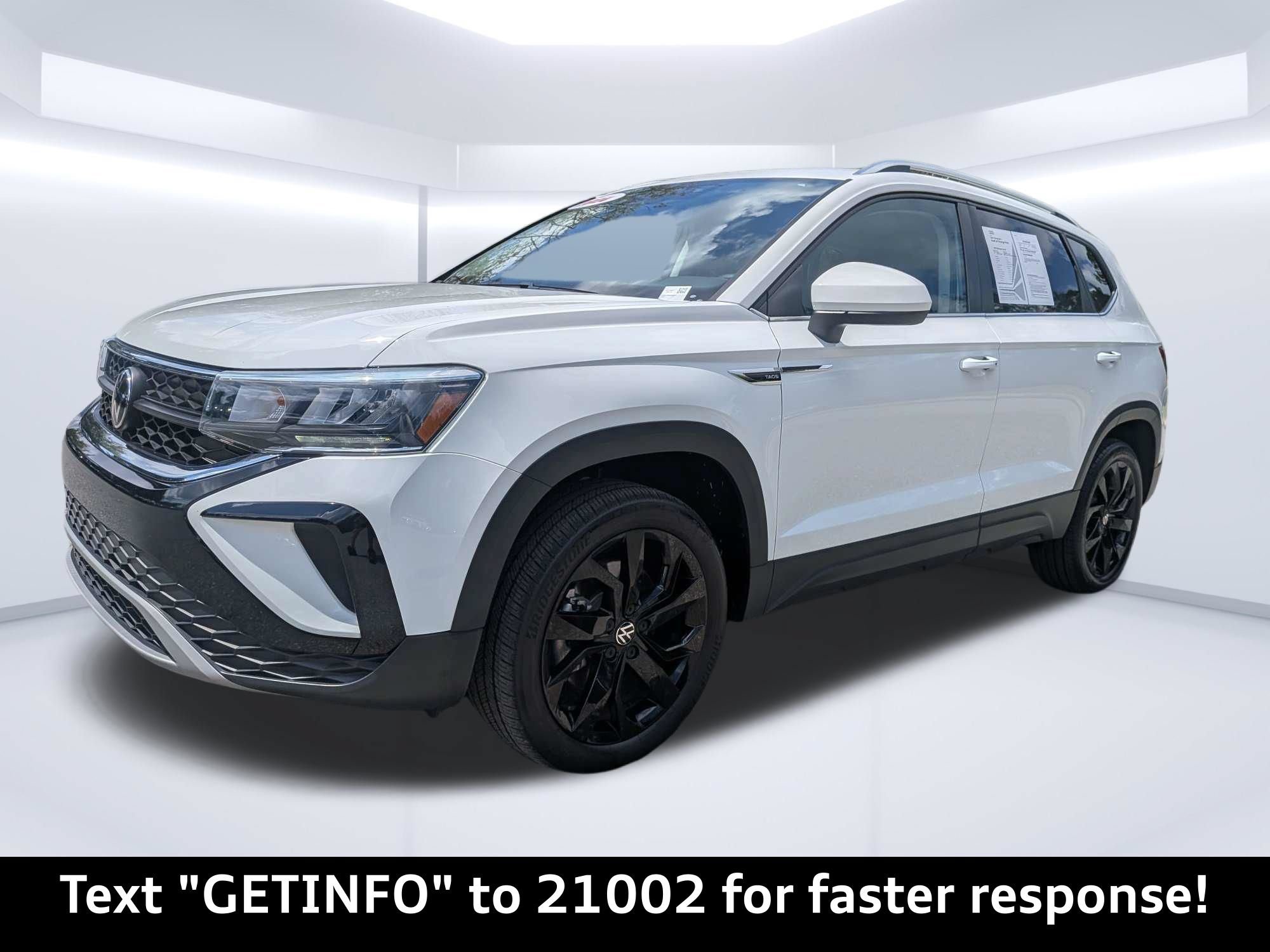 Used 2024 Volkswagen Taos SE FWD image 8