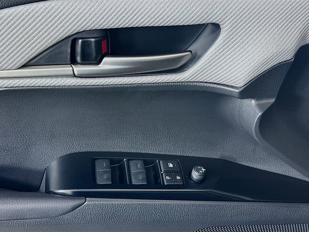 Certified 2025 Toyota Camry SE image 18