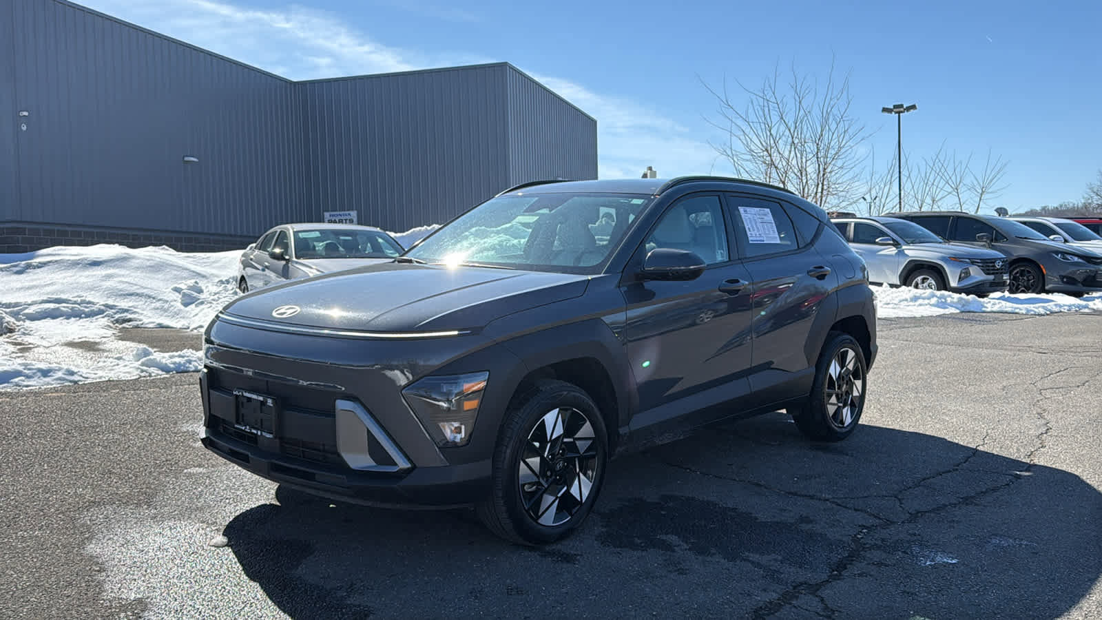 Used 2024 Hyundai Kona SEL image 3