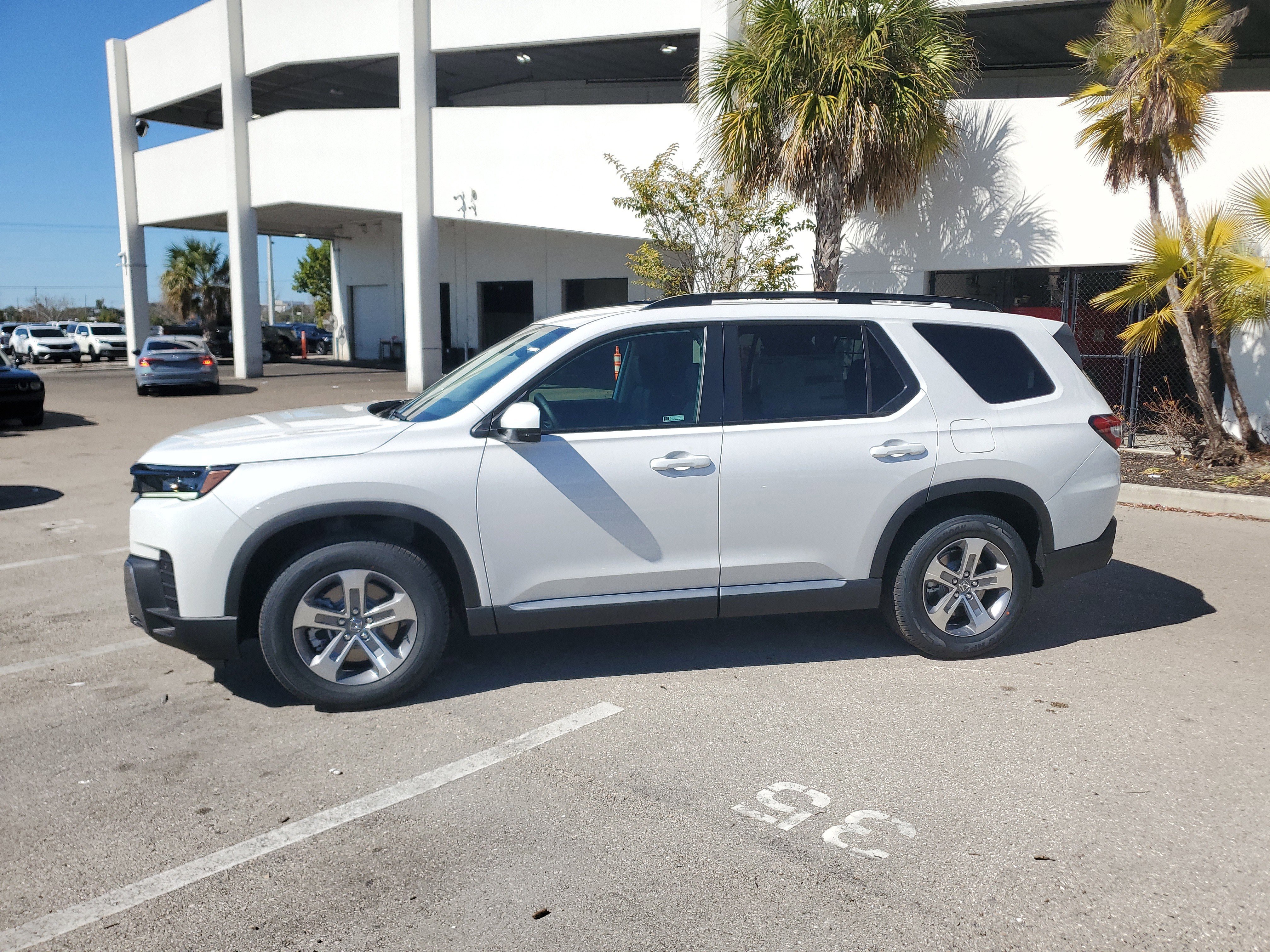 New 2026 Honda Pilot EX-L image 3