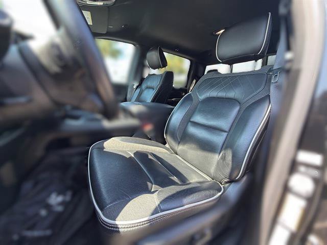 Used 2025 RAM 1500 Limited AWD/4WD image 10