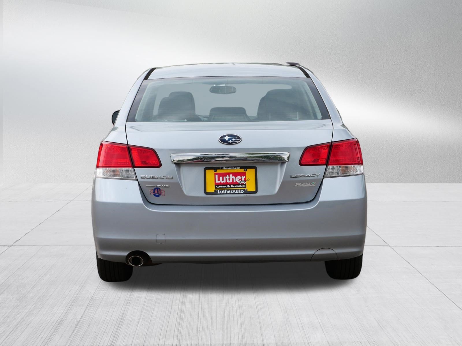 Used 2012 Subaru Legacy 2.5i Premium AWD/4WD image 6