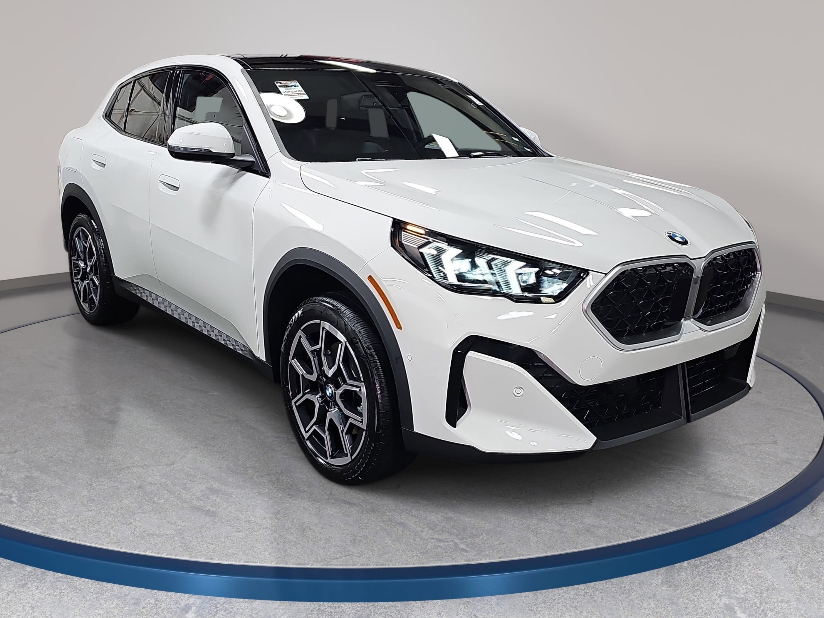 New 2026 BMW X2 xDrive28i w/ Technology Package image 3