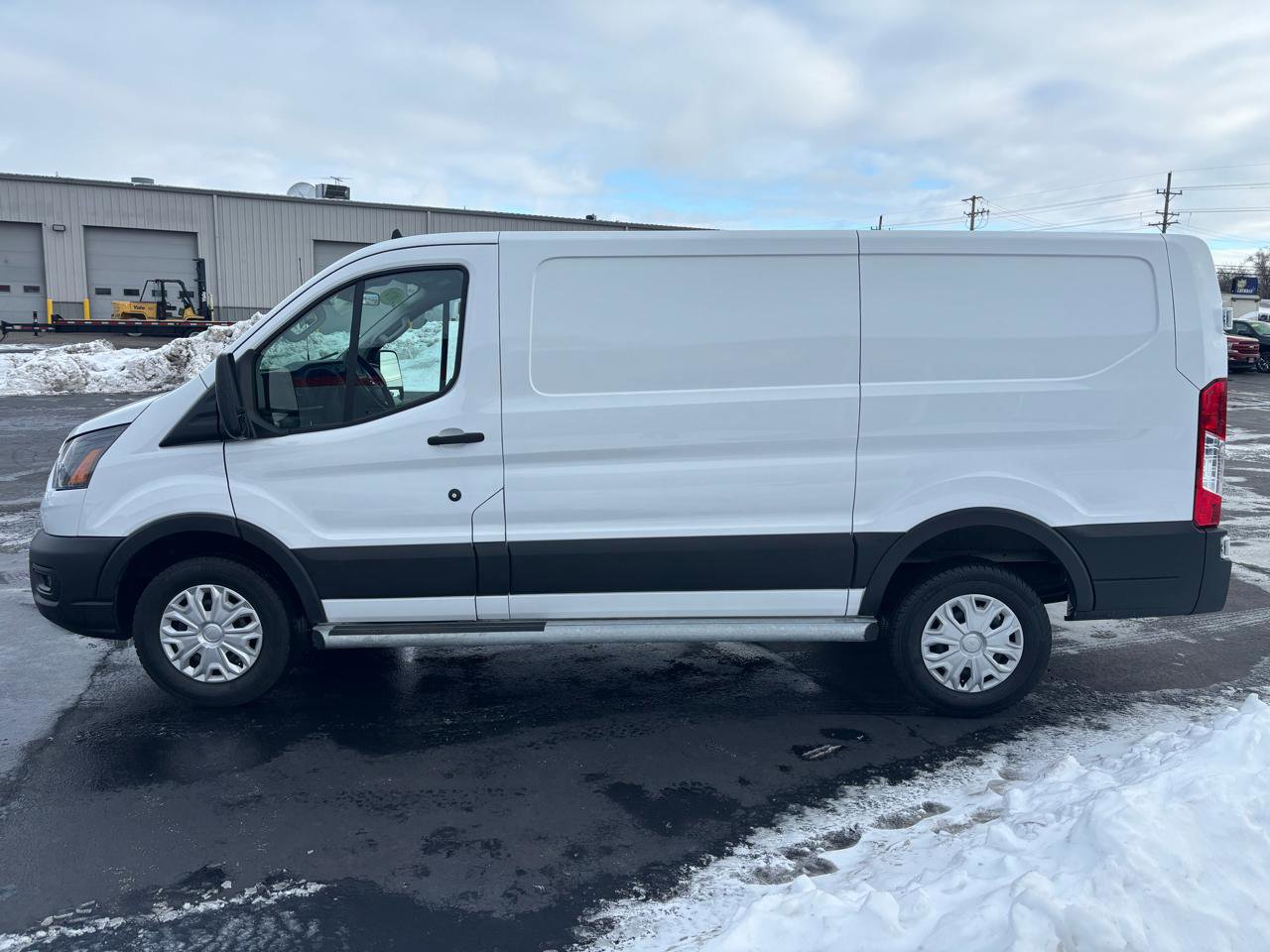 Used 2024 Ford Transit 250 Low Roof w/ Exterior Upgrade Package image 6