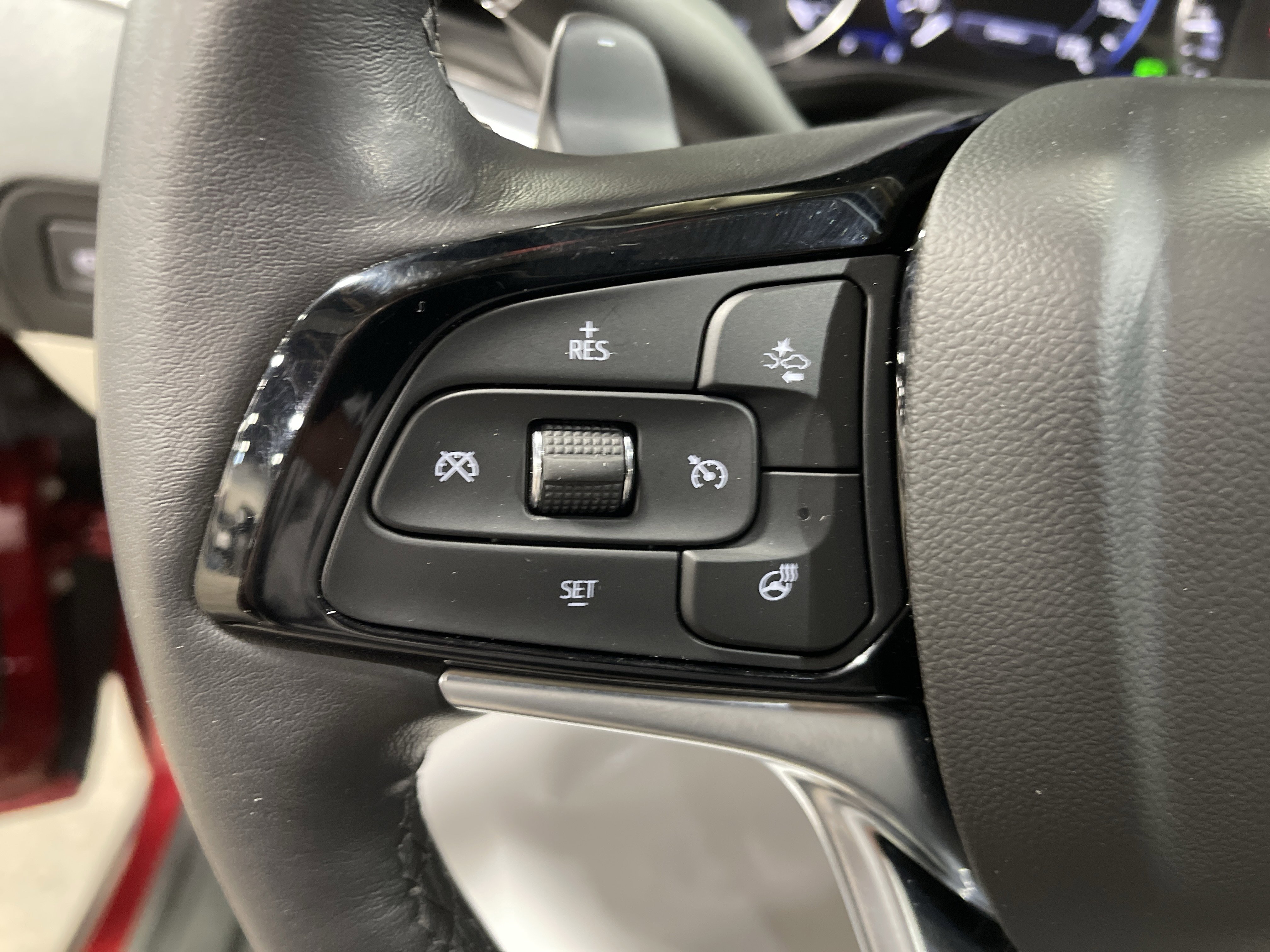 Used 2023 Buick Enclave Premium w/ Experience Buick Package image 20