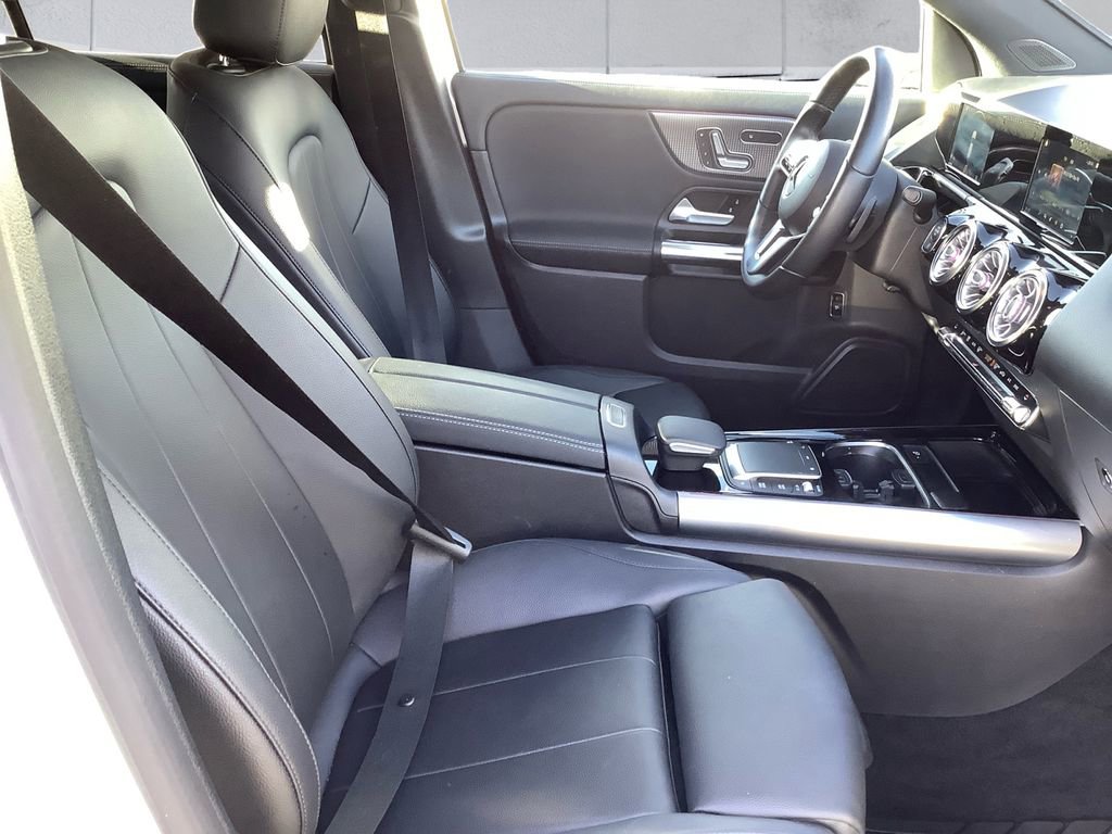 Used 2021 Mercedes-Benz GLA 250 image 13