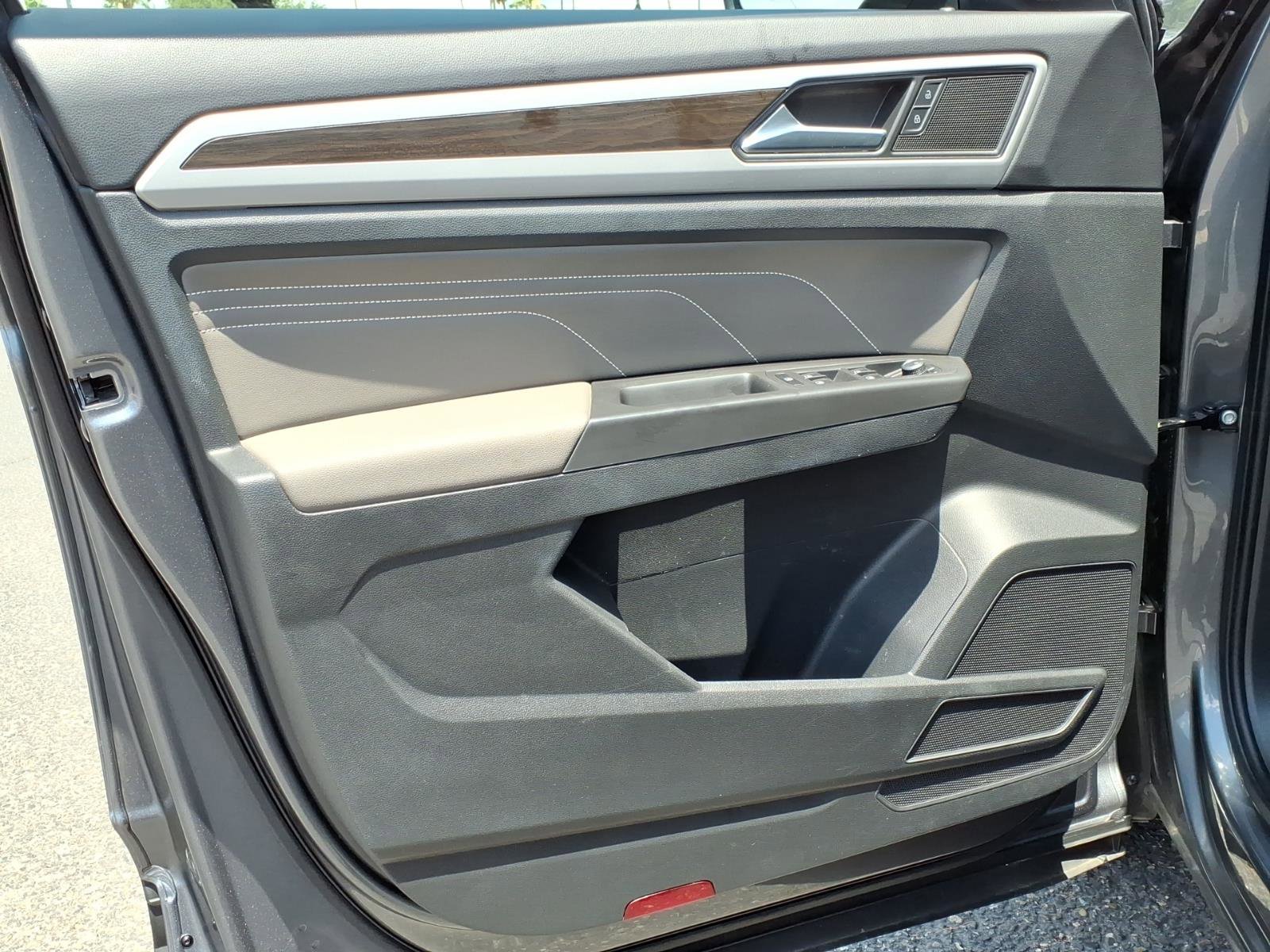 Certified 2023 Volkswagen Atlas SE FWD image 17