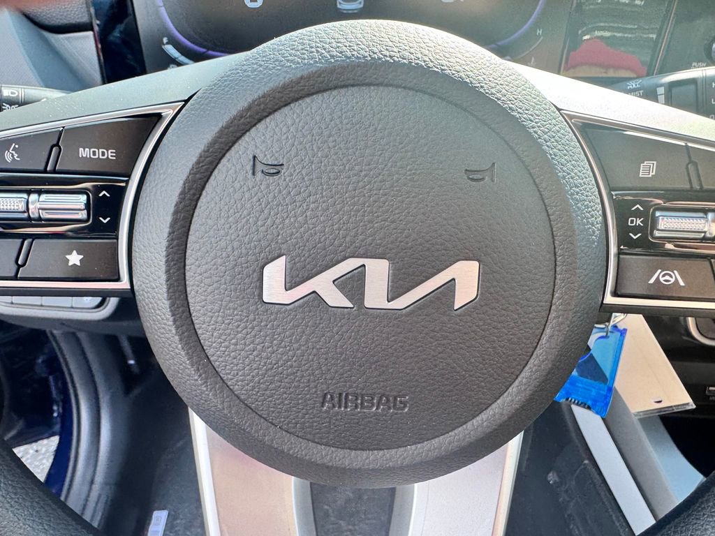 New 2026 Kia Seltos LX image 17