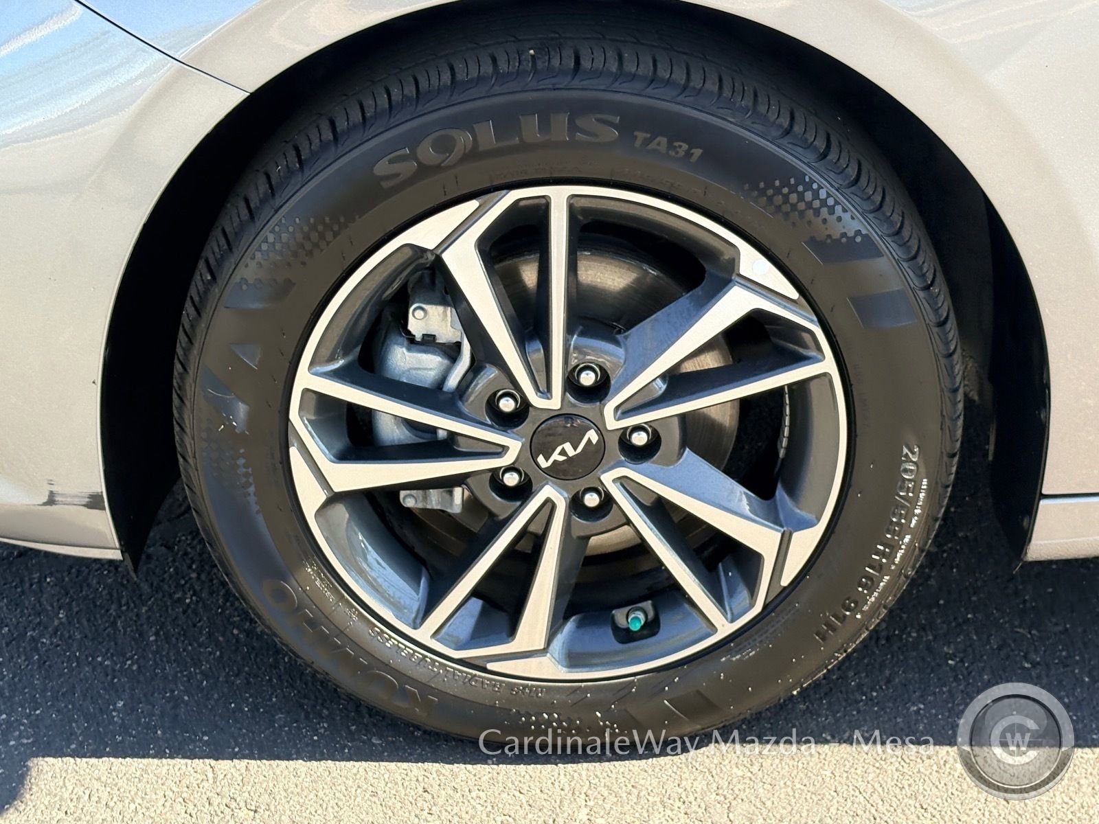 Used 2024 Kia Forte LXS image 10