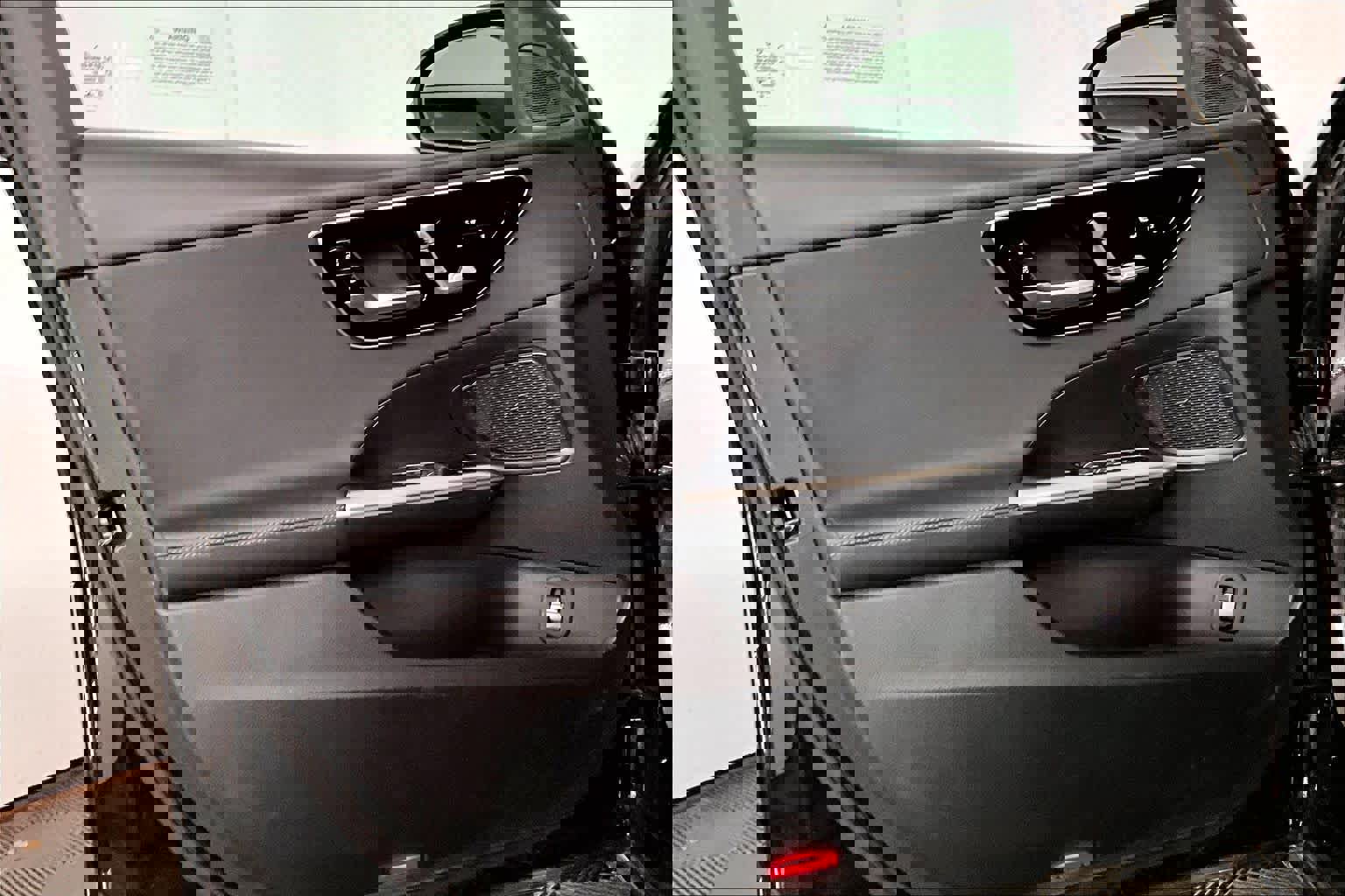 Used 2022 Mercedes-Benz C 300 4MATIC Sedan image 18