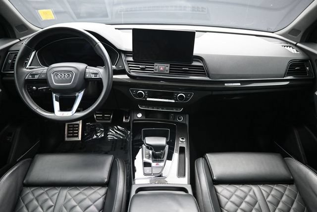 Used 2023 Audi SQ5 Prestige w/ Prestige Package AWD/4WD image 19