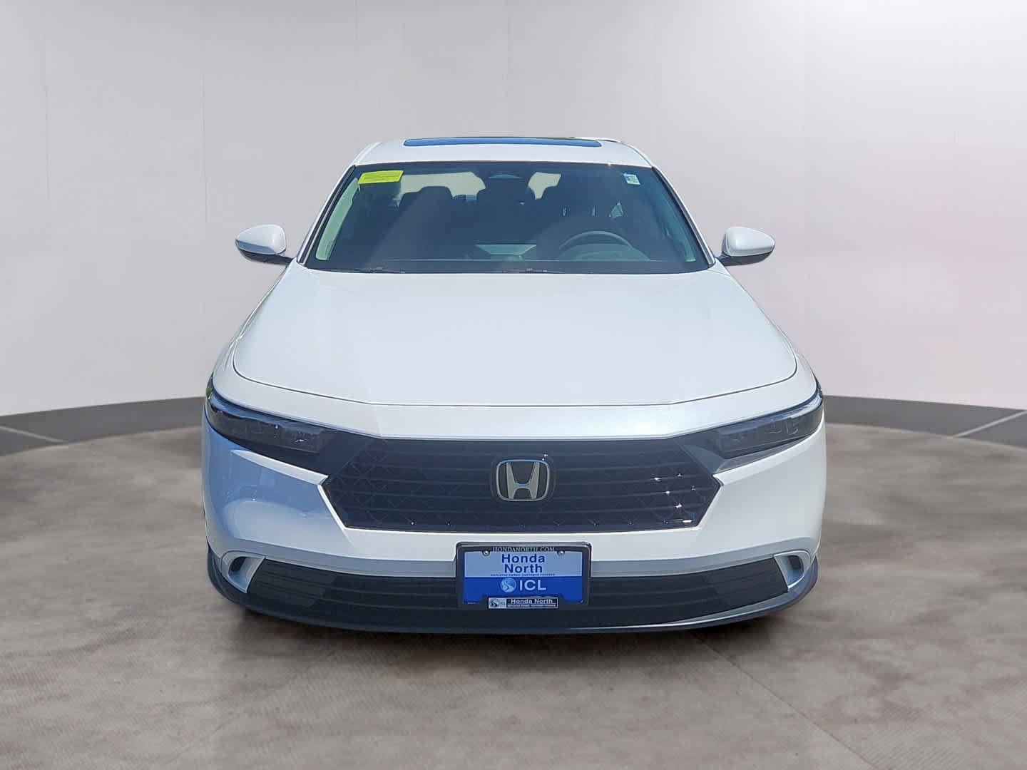 Used 2024 Honda Accord EX image 2