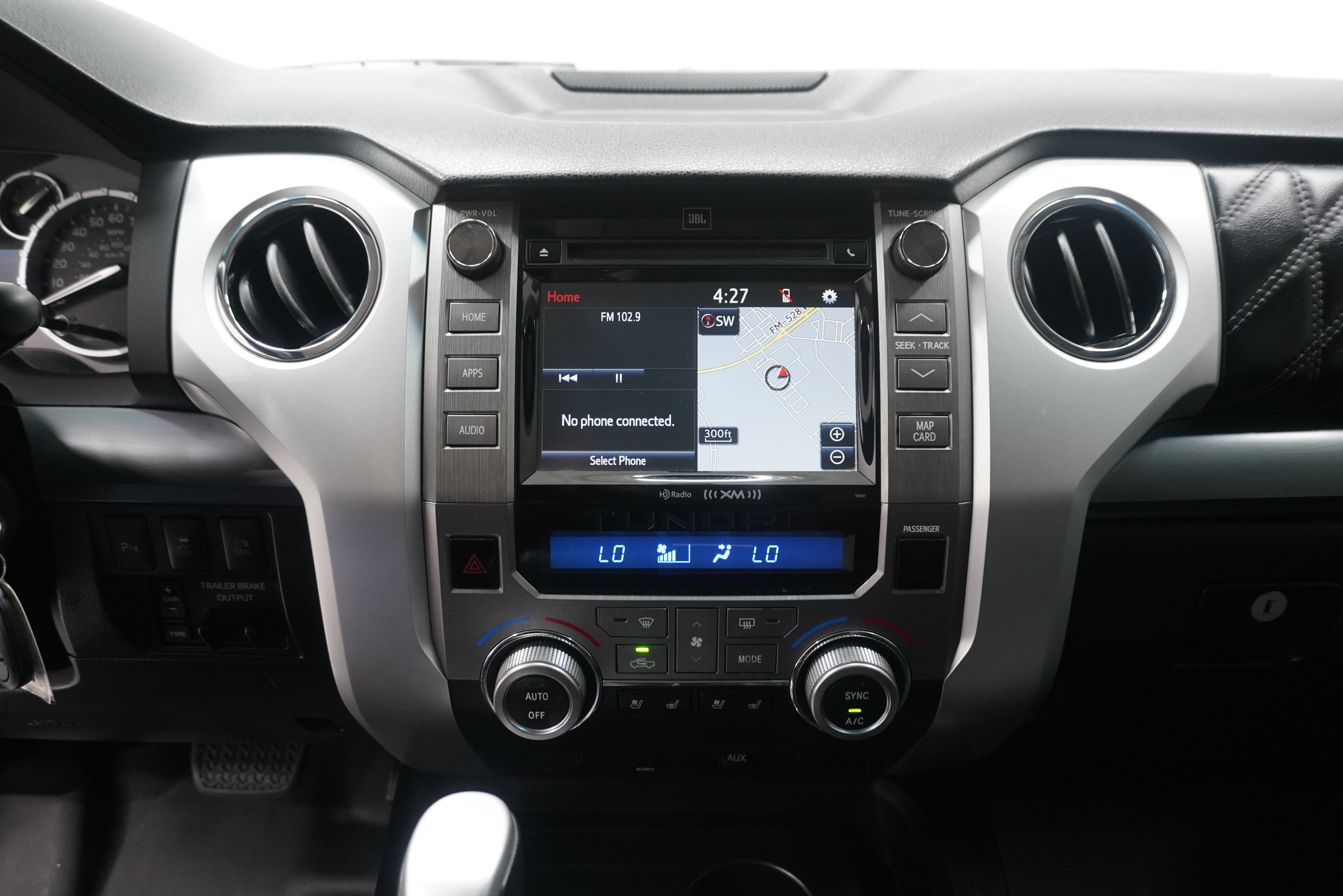 Used 2017 Toyota Tundra Platinum RWD image 19
