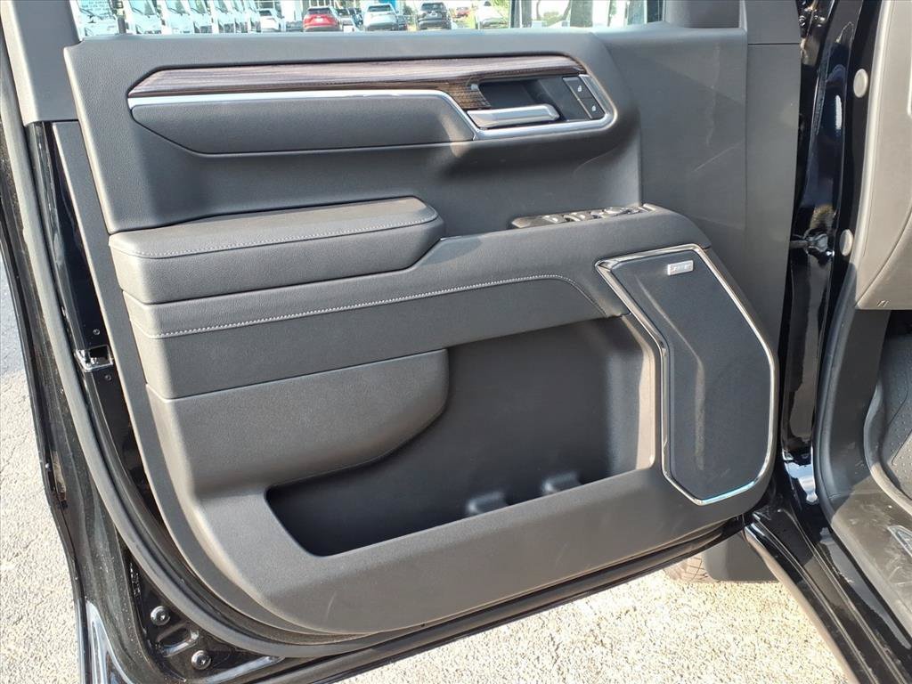New 2026 Chevrolet Silverado 1500 RST w/ Safety Package AWD/4WD image 14