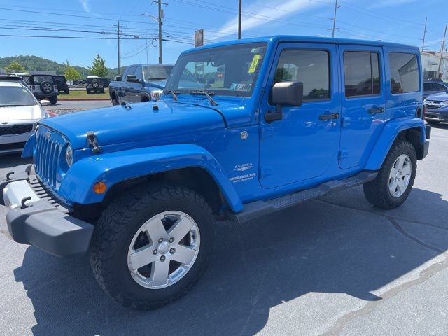 Used 2011 Jeep Wrangler Unlimited Sahara w/ Dual Top Group AWD/4WD image 4