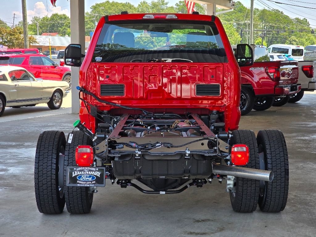 New 2025 Ford F550 4x4 Regular Cab Super Duty image 24