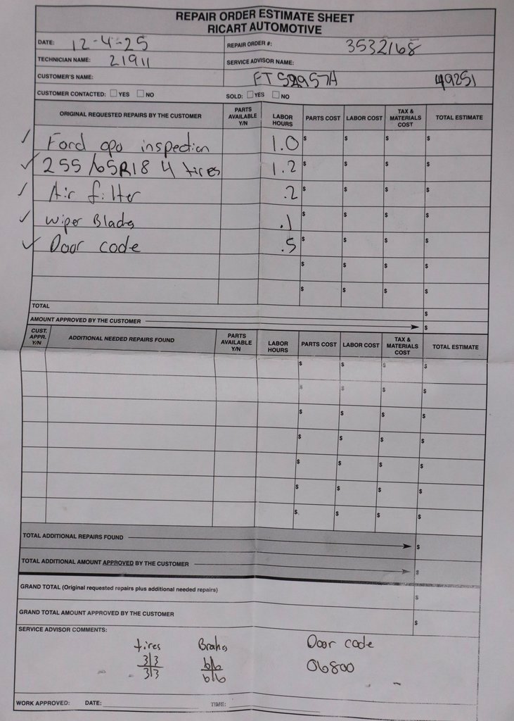 Certified 2021 Ford Explorer XLT image 4