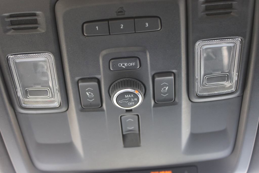 Used 2024 Chevrolet Tahoe Premier image 28