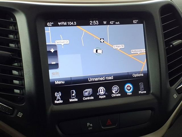 Used 2015 Jeep Cherokee Limited image 21