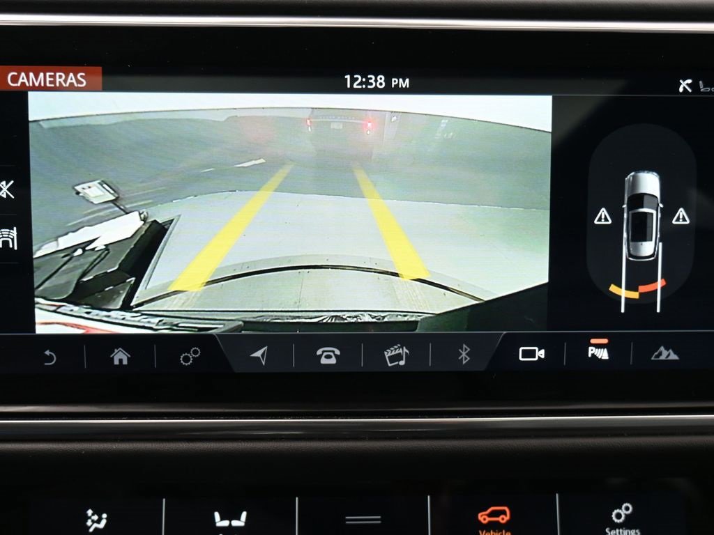 Used 2022 Land Rover Range Rover Westminster Edition image 15