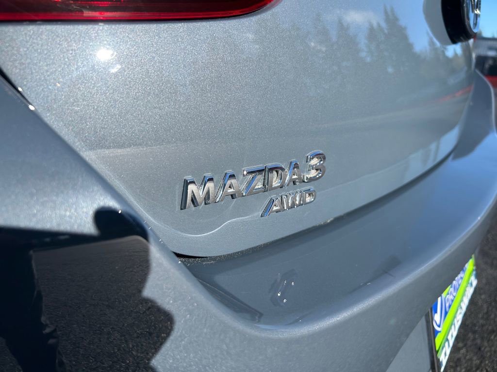 Used 2025 MAZDA MAZDA3 s image 32