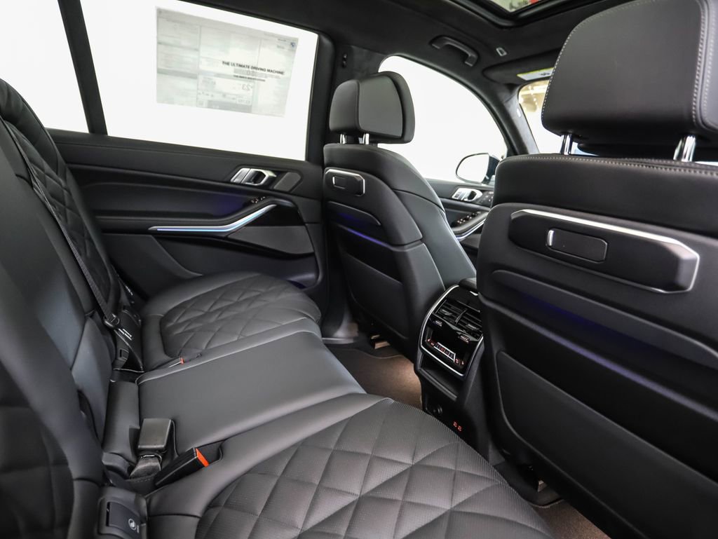 New 2026 BMW X7 xDrive40i image 27
