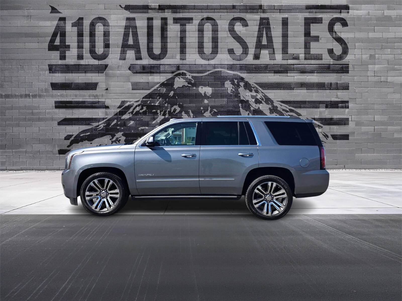 Used 2019 GMC Yukon Denali w/ Denali Ultimate Package AWD/4WD image 7