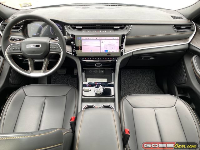 New 2026 Jeep Grand Cherokee L Limited AWD/4WD image 11