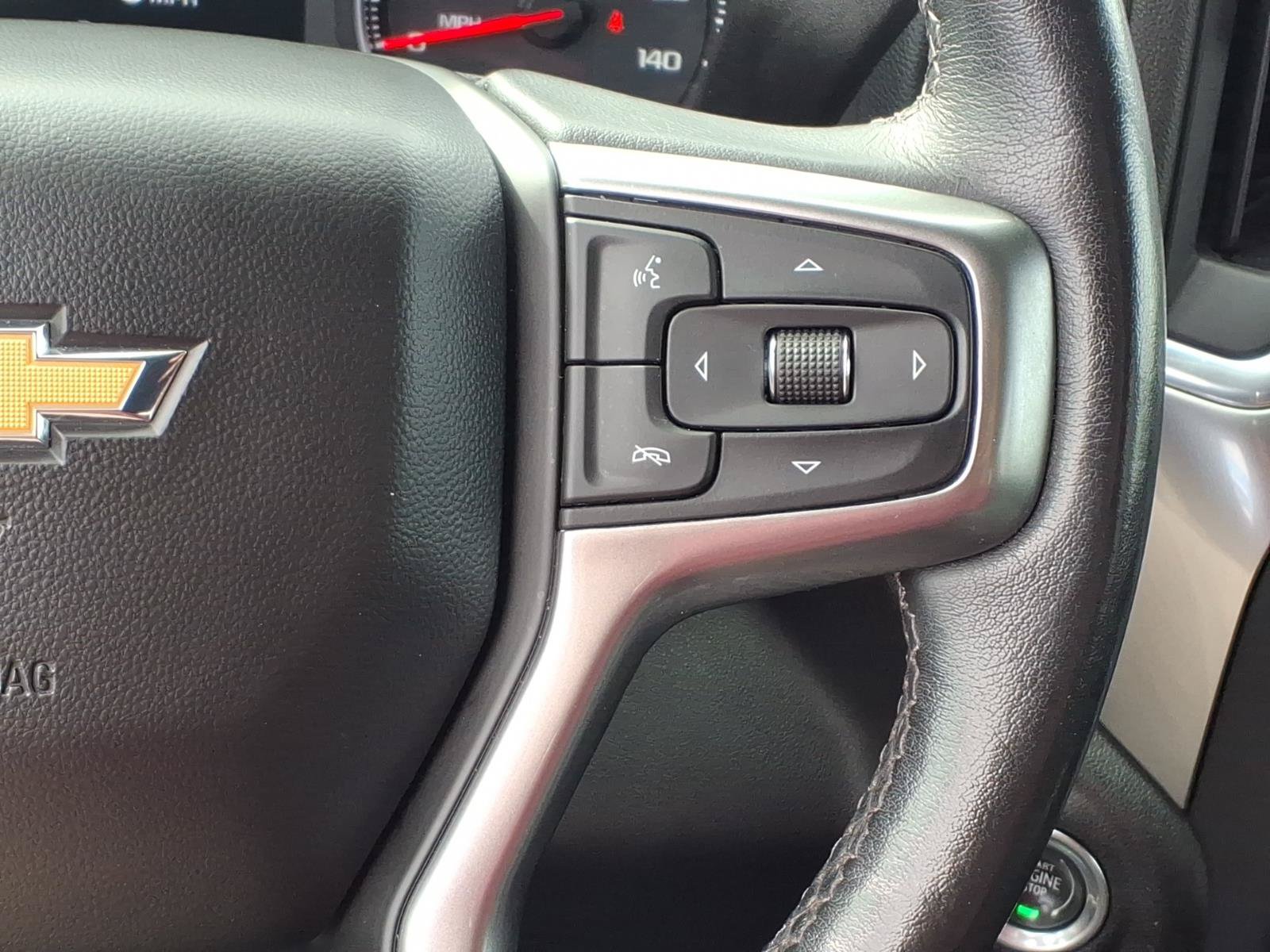 Used 2021 Chevrolet Silverado 1500 LT AWD/4WD image 18