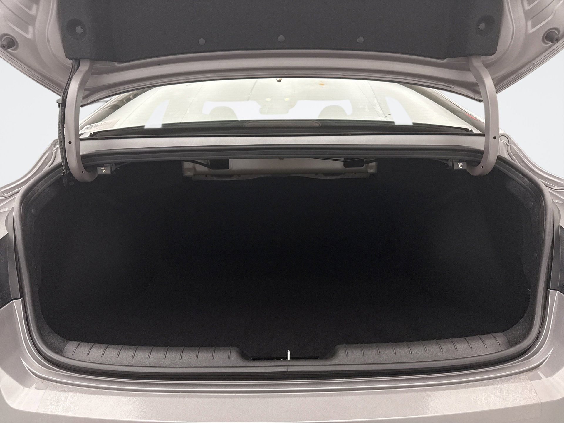 Used 2025 Hyundai Elantra Sport image 20