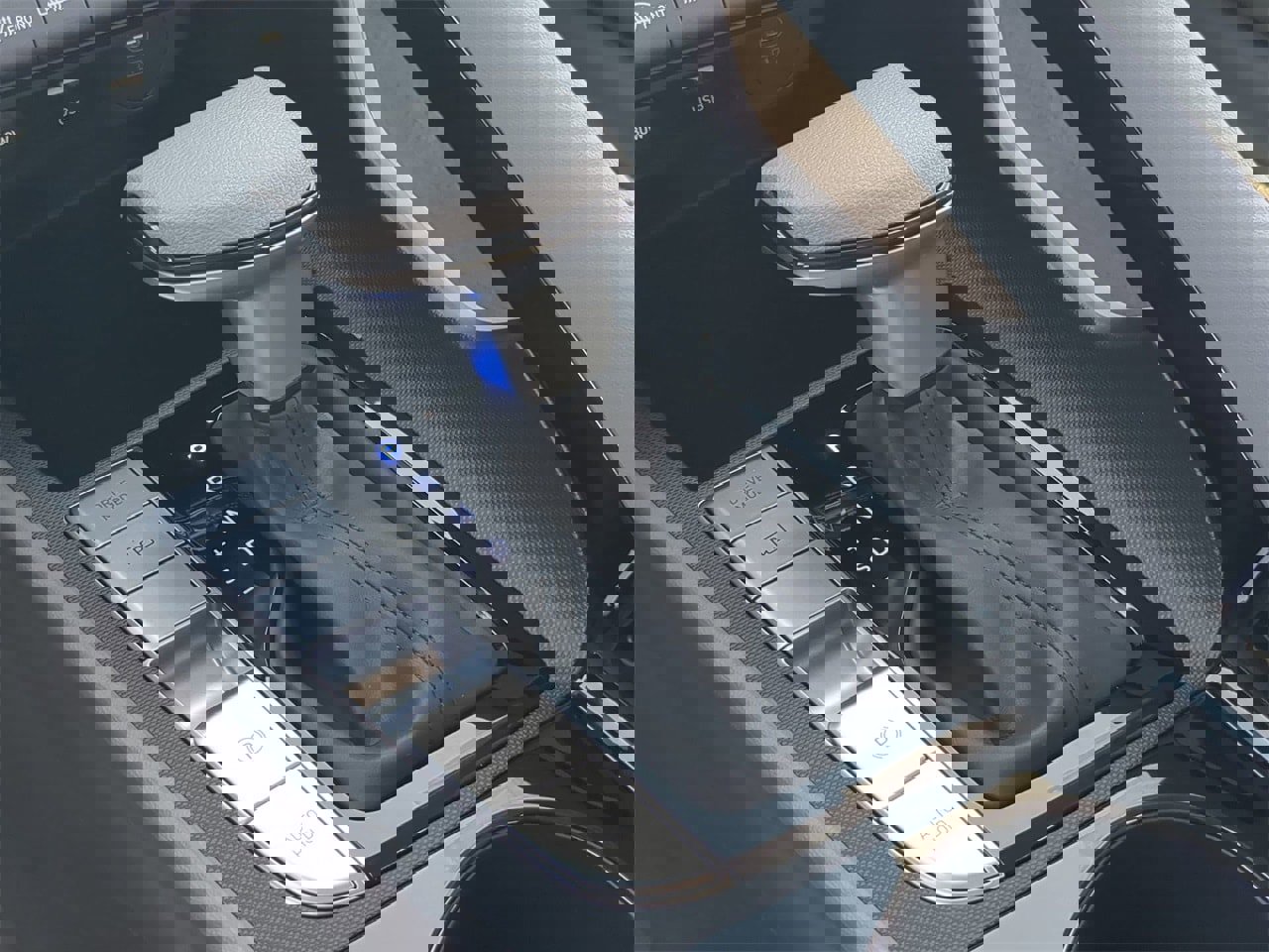 New 2026 Hyundai Elantra Blue FWD image 28