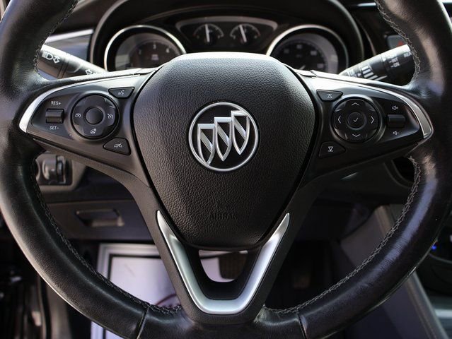 Used 2019 Buick Envision Essence image 29