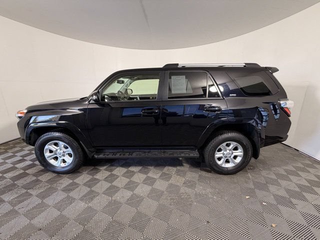 Used 2019 Toyota 4Runner SR5 Premium AWD/4WD image 3