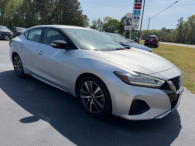 Used 2019 Nissan Maxima 3.5 SV w/ Floor Mat Group FWD image 3