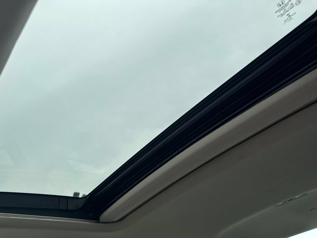 Used 2018 Honda Accord EX image 12