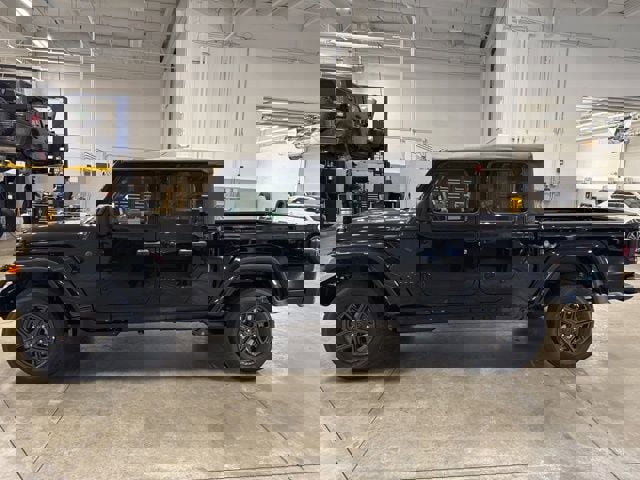 New 2026 Jeep Gladiator Sport image 2